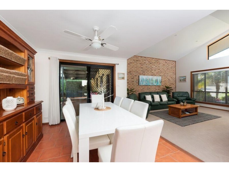 204 Matron Porter Drive, Mollymook NSW 2539
