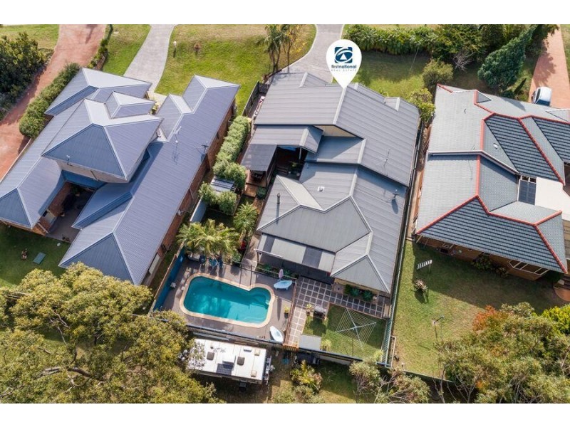 204 Matron Porter Drive, Mollymook NSW 2539