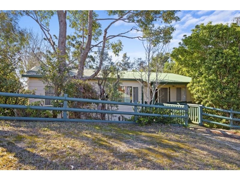 26 Leo Drive, Narrawallee NSW 2539