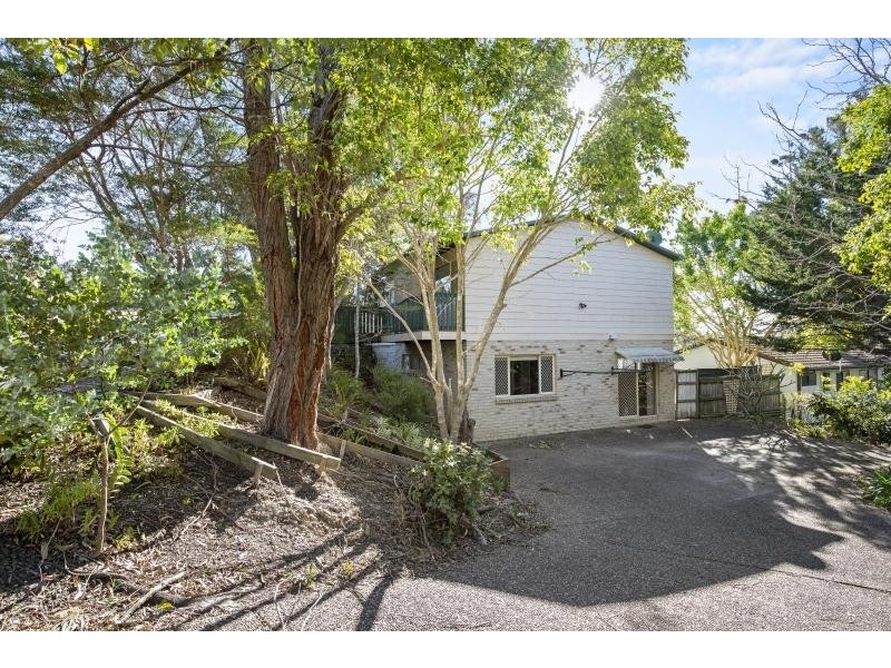 26 Leo Drive, Narrawallee NSW 2539