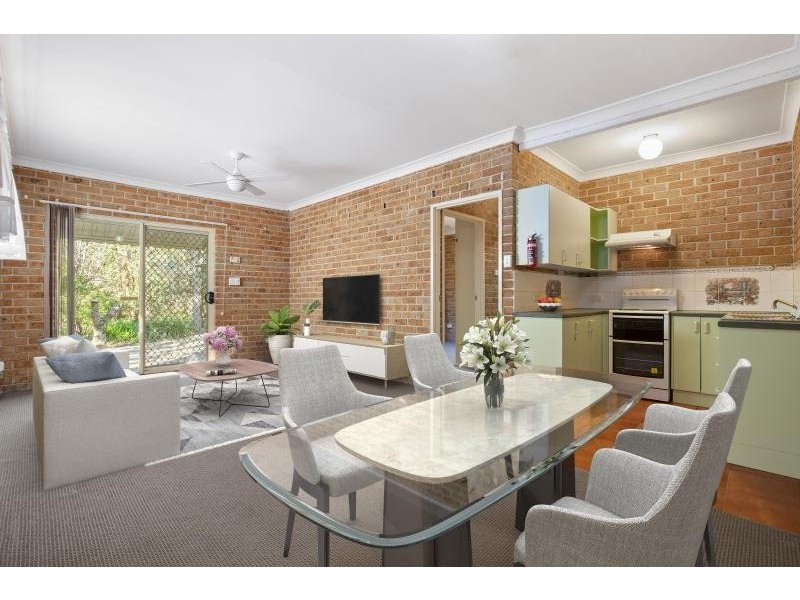 26 Leo Drive, Narrawallee NSW 2539