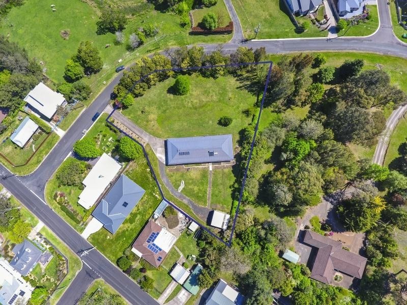 1 Valley View Close, Milton NSW 2538