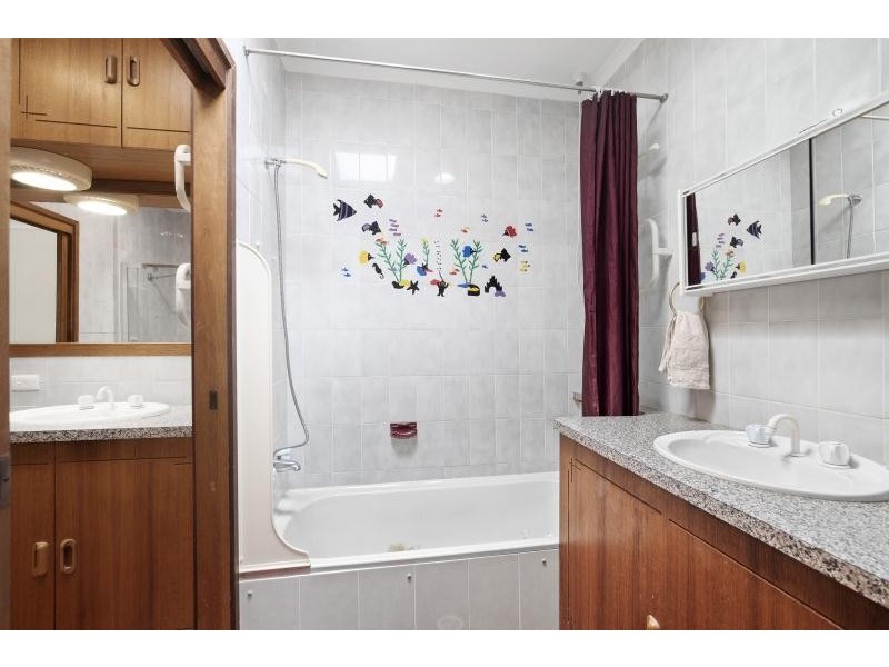 1 Valley View Close, Milton NSW 2538