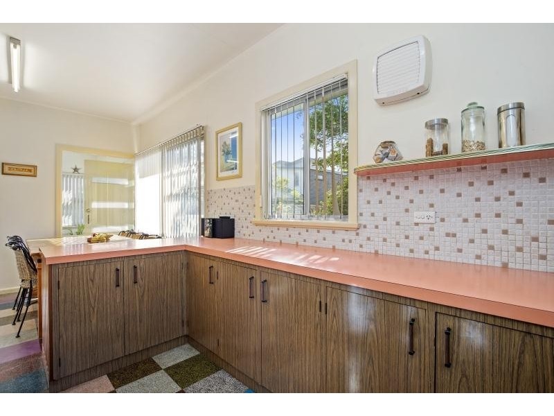 51 Buckland Street, Mollymook NSW 2539
