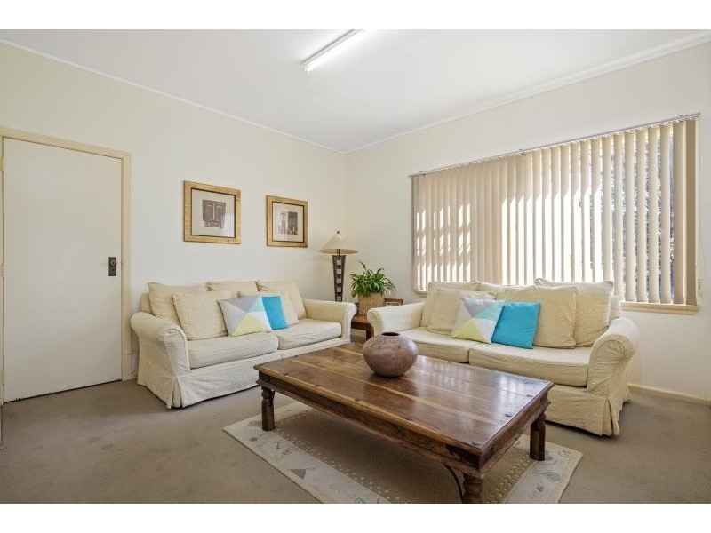 51 Buckland Street, Mollymook NSW 2539