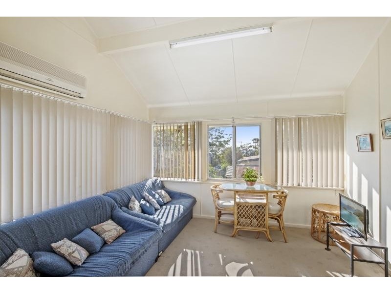 51 Buckland Street, Mollymook NSW 2539