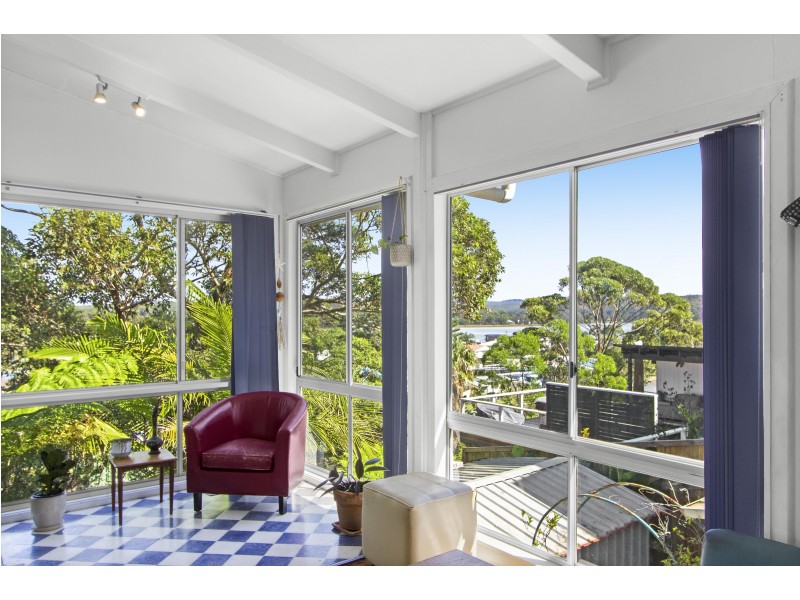 126 Canberra Crescent, Burrill Lake NSW 2539