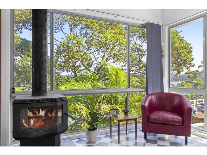 126 Canberra Crescent, Burrill Lake NSW 2539