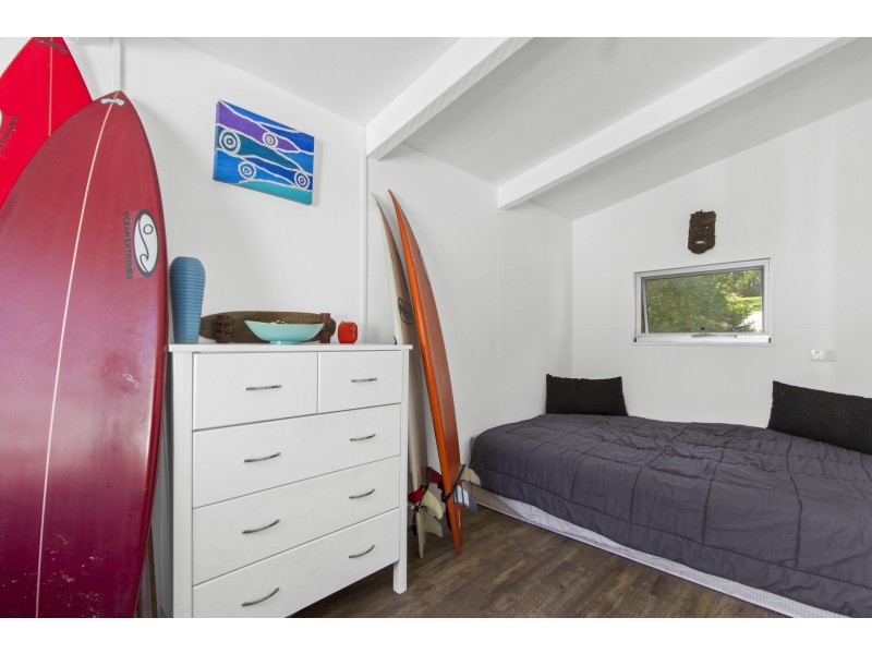 126 Canberra Crescent, Burrill Lake NSW 2539