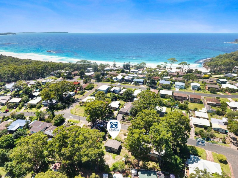 27 Ross Avenue, Narrawallee NSW 2539