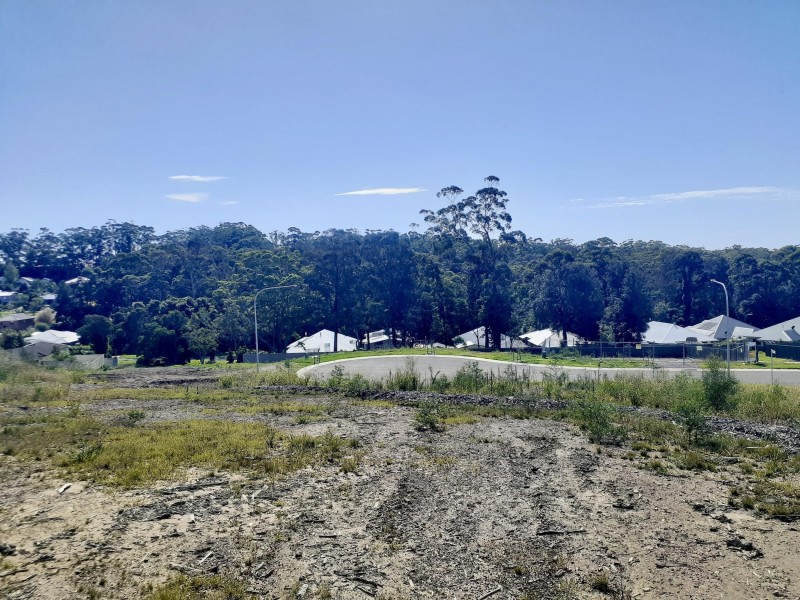 63  Nethercote Street, Mollymook NSW 2539