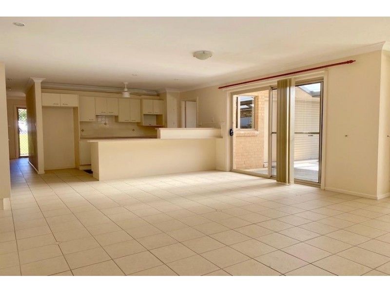 14 Royal Mantle Drive, Ulladulla NSW 2539