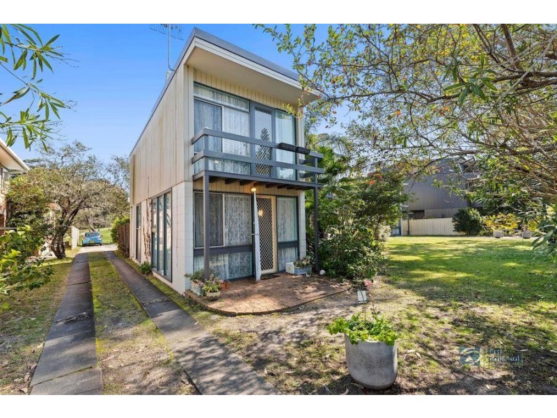 1/11-13 Mitchell Parade, Mollymook NSW 2539
