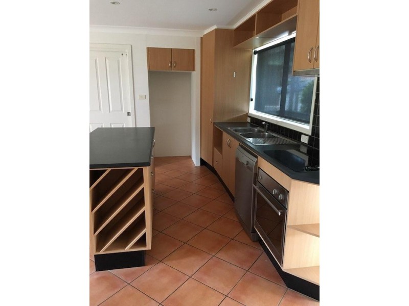 3 Latta Street, Mollymook NSW 2539