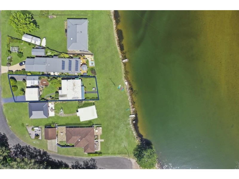 15 Garrad Way, Lake Conjola NSW 2539