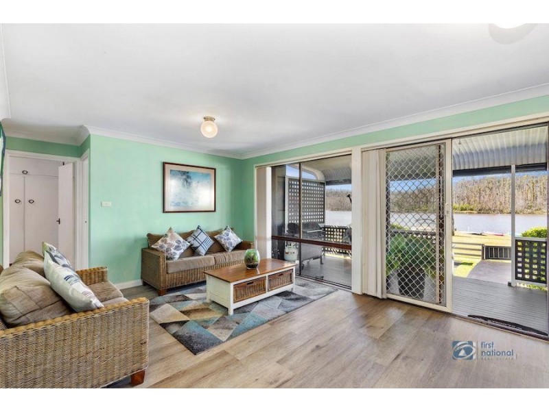 15 Garrad Way, Lake Conjola NSW 2539