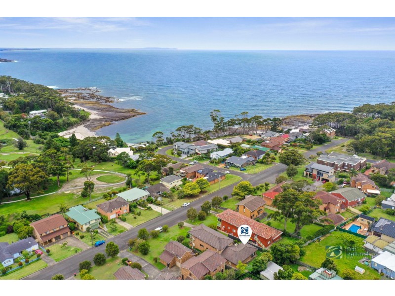 2/18 Buchan Street, Mollymook NSW 2539