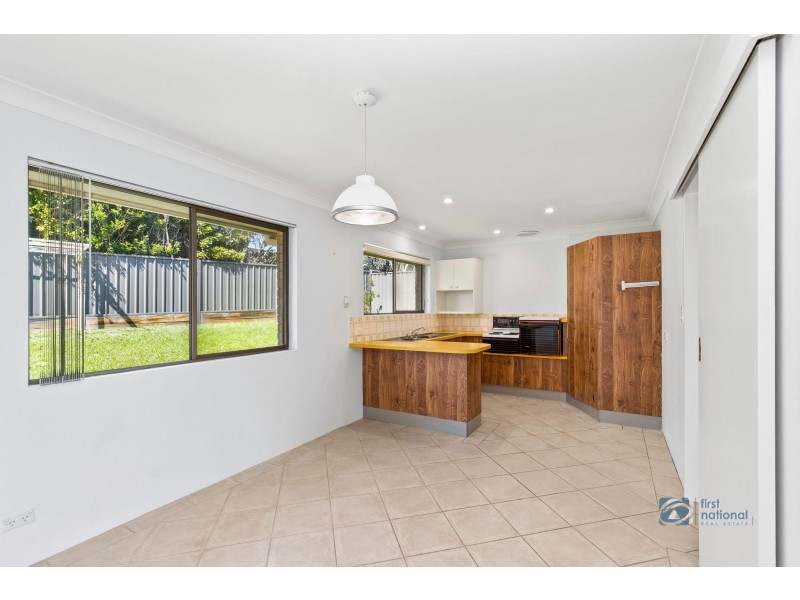 2/18 Buchan Street, Mollymook NSW 2539