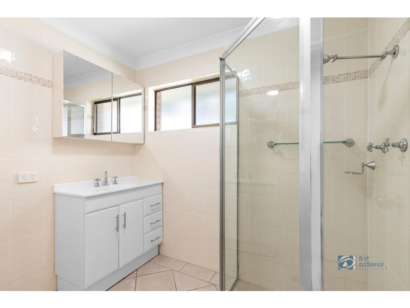 2/18 Buchan Street, Mollymook NSW 2539