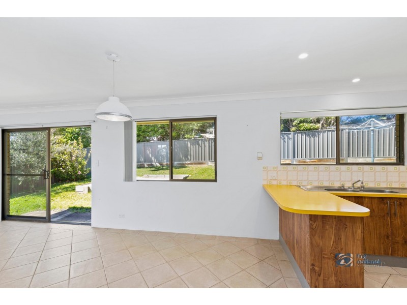 2/18 Buchan Street, Mollymook NSW 2539