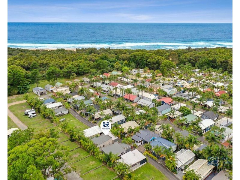 190/425 Princes Highway, Lake Tabourie NSW 2539