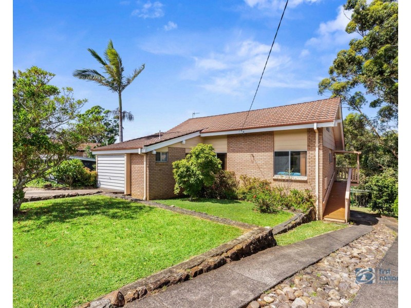 33  Bushland Avenue, Mollymook NSW 2539