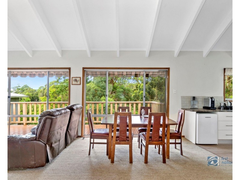 33  Bushland Avenue, Mollymook NSW 2539