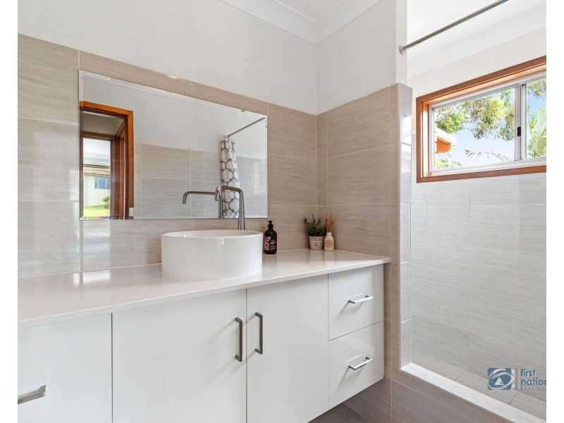 33  Bushland Avenue, Mollymook NSW 2539