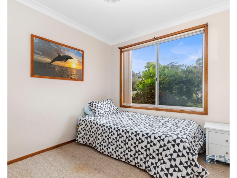 33  Bushland Avenue, Mollymook NSW 2539