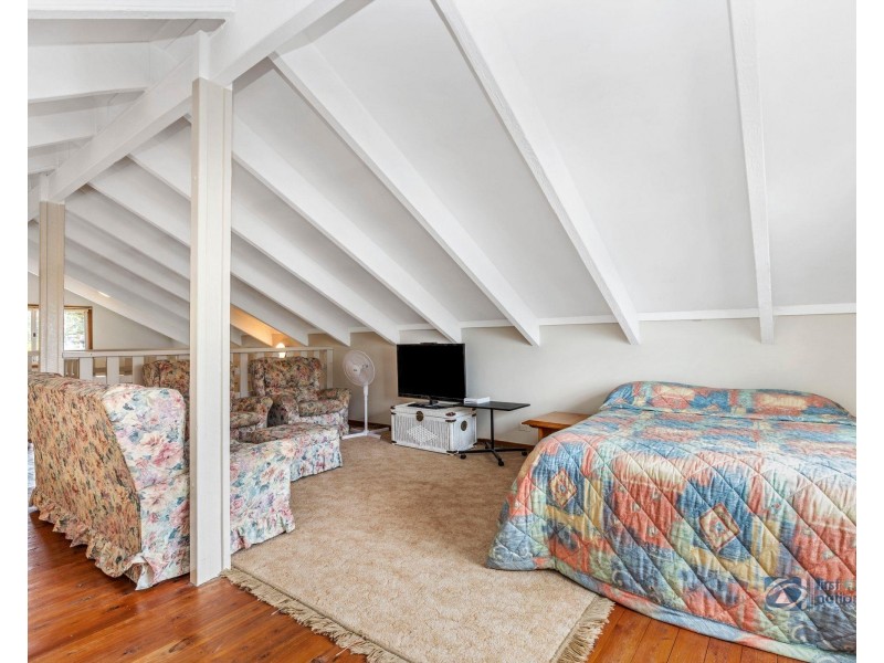 33  Bushland Avenue, Mollymook NSW 2539