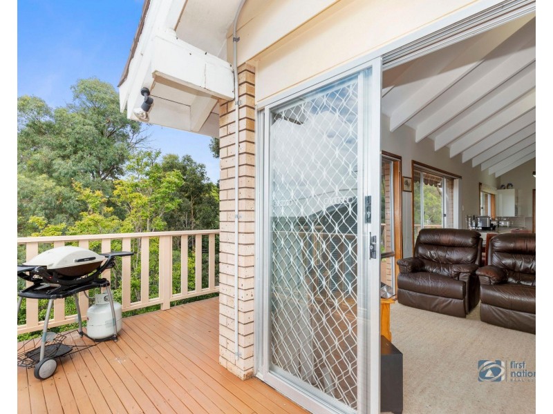 33  Bushland Avenue, Mollymook NSW 2539