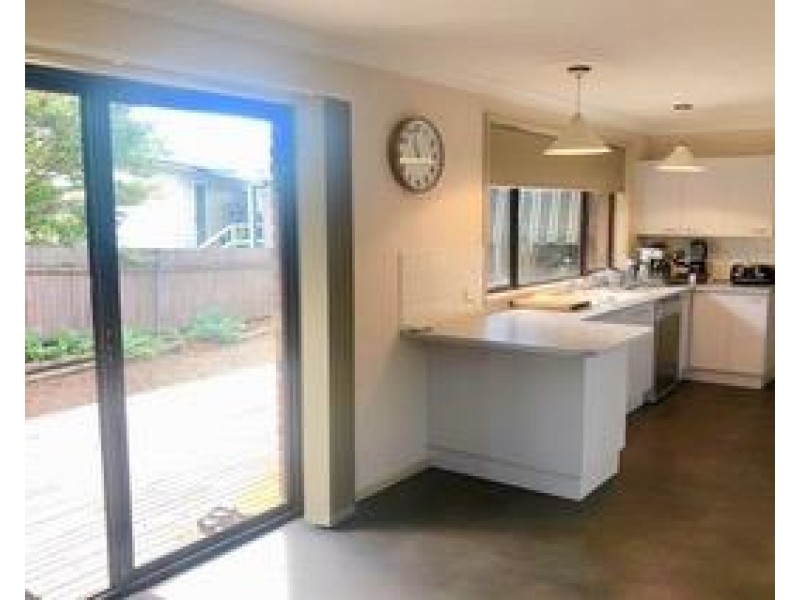 6 Carnelian Close, Ulladulla NSW 2539