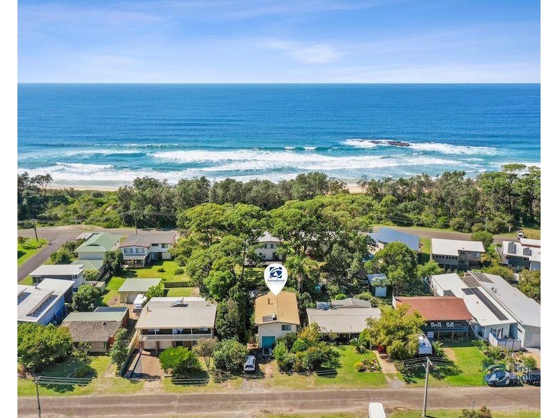 42 Parkinson Street, Narrawallee NSW 2539