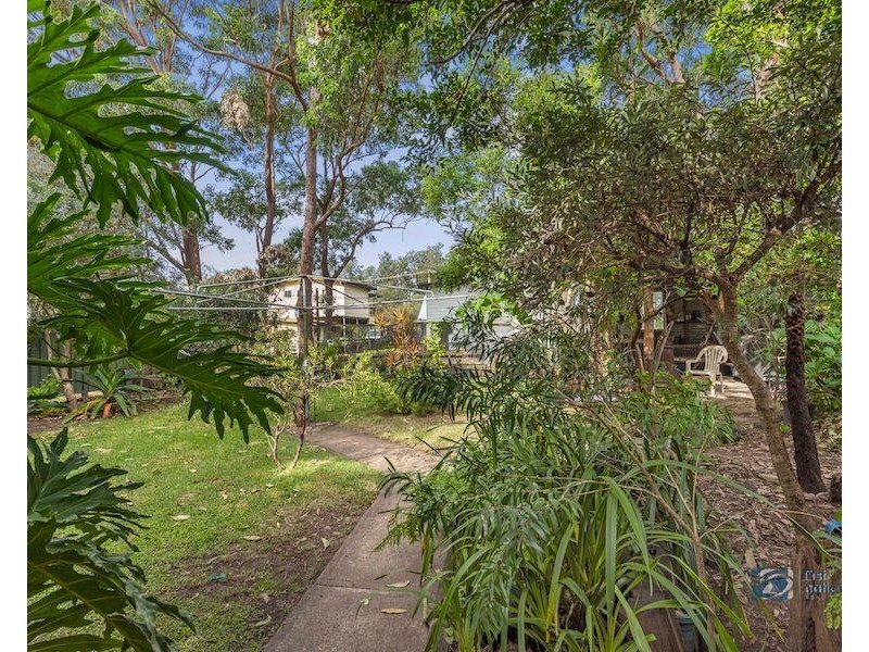 42 Parkinson Street, Narrawallee NSW 2539