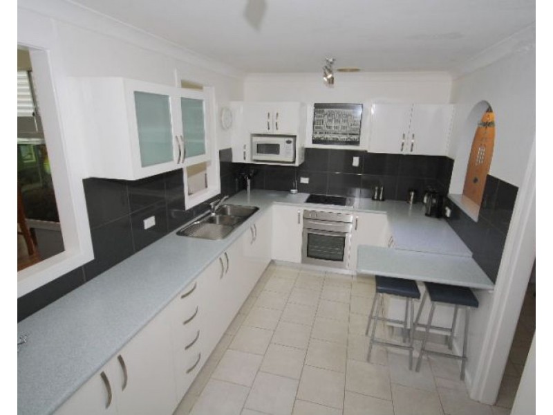 10 Hall Drive, Murwillumbah NSW 2484