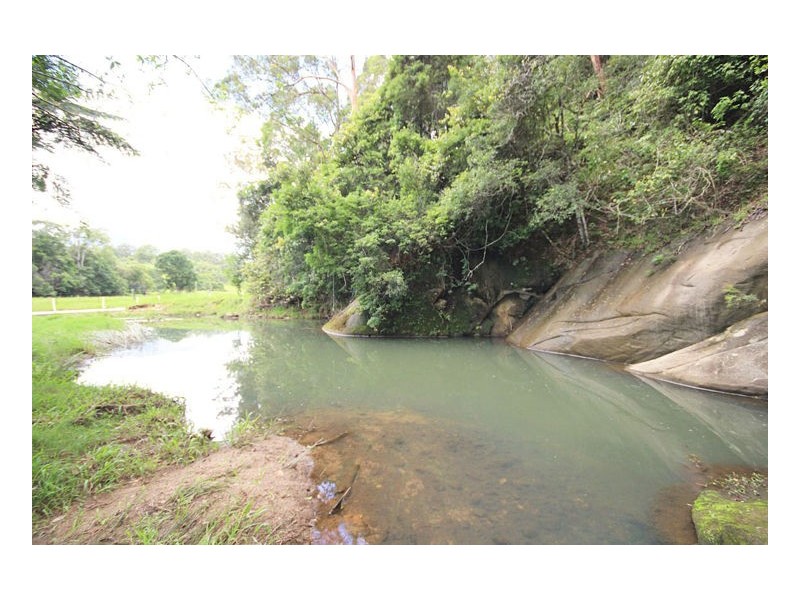 411 Commissioners Creek Road, Commissioners Creek NSW 2484