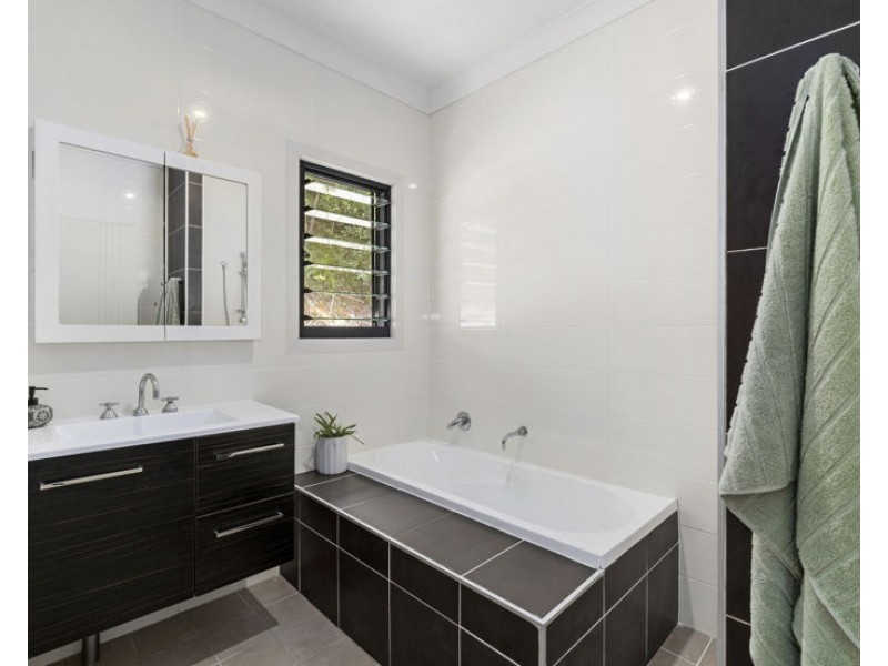 149 Braeside Drive, Uki NSW 2484