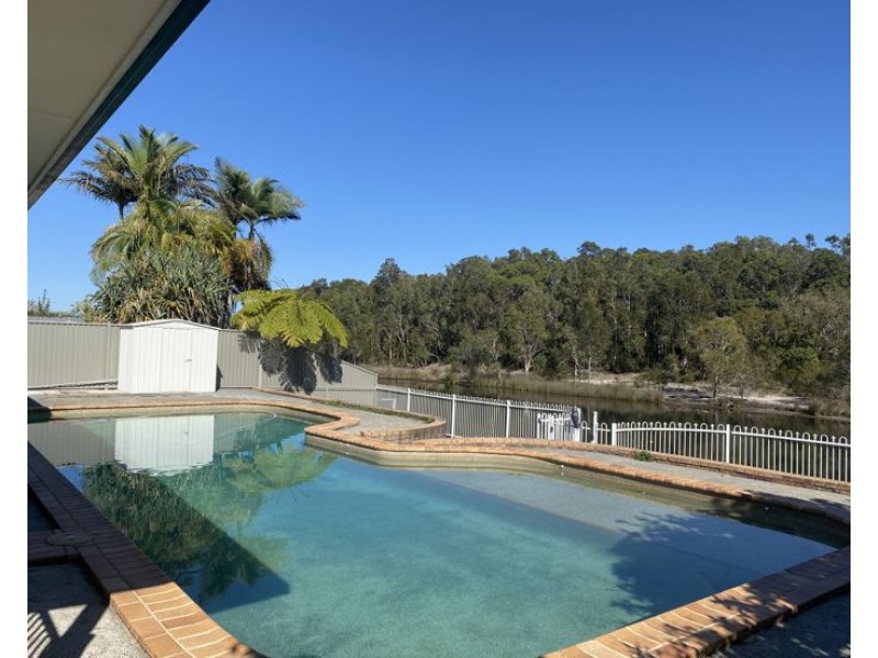 9 Andrew Avenue, Pottsville Beach NSW 2489