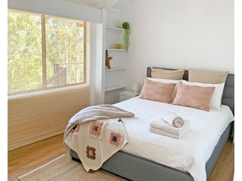 16 Athelstan Terrace, Tomewin NSW 2484