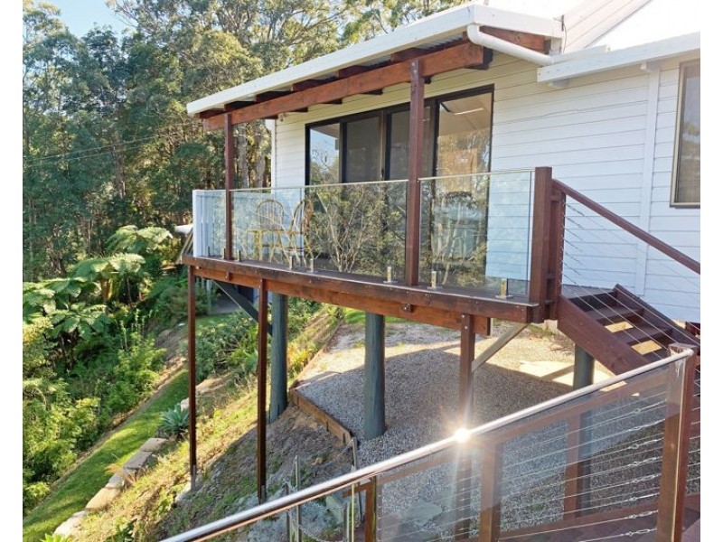 16 Athelstan Terrace, Tomewin NSW 2484