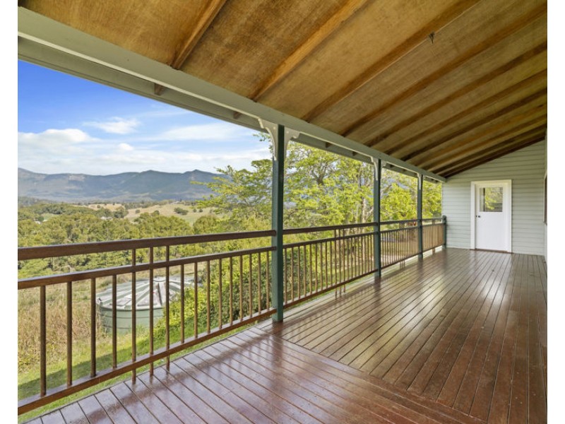 37 Yellowood Road, Tyalgum NSW 2484