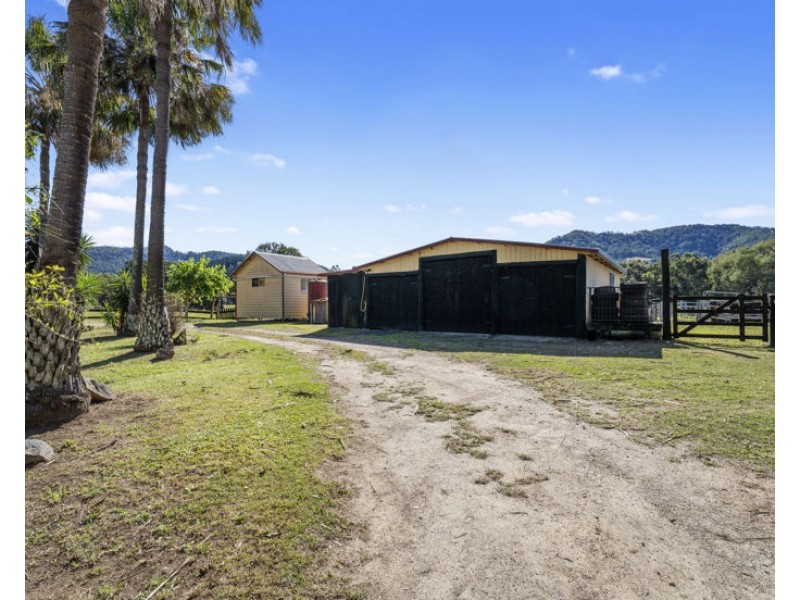 692 Tyalgum Road, Eungella NSW 2484