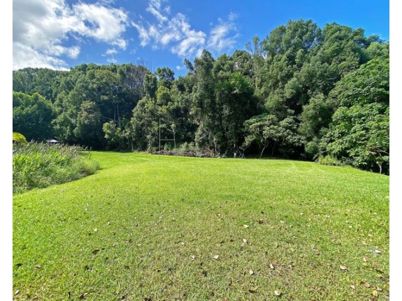 64 Braeside Drive, Uki NSW 2484
