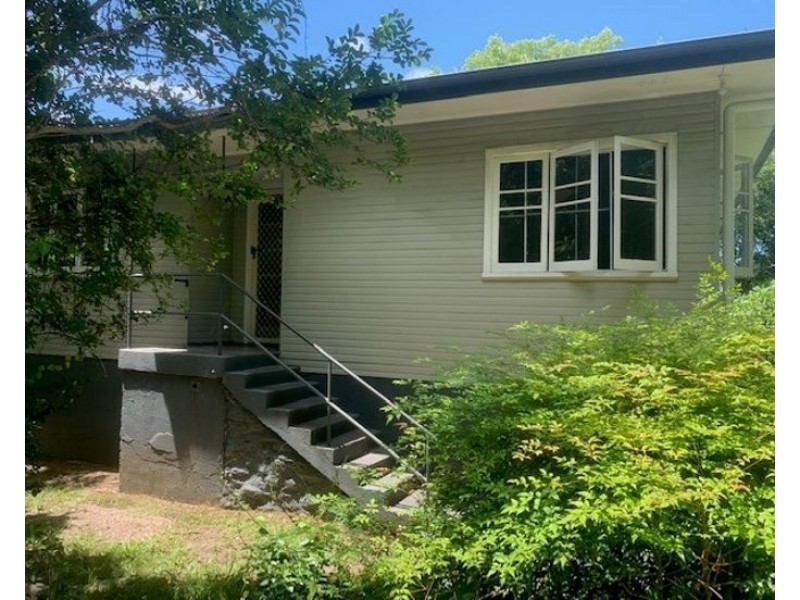 32 Park Ave, Murwillumbah NSW 2484