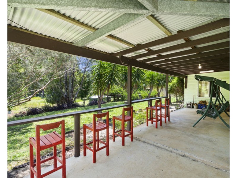 136 Pinnacle Road, Pumpenbil NSW 2484