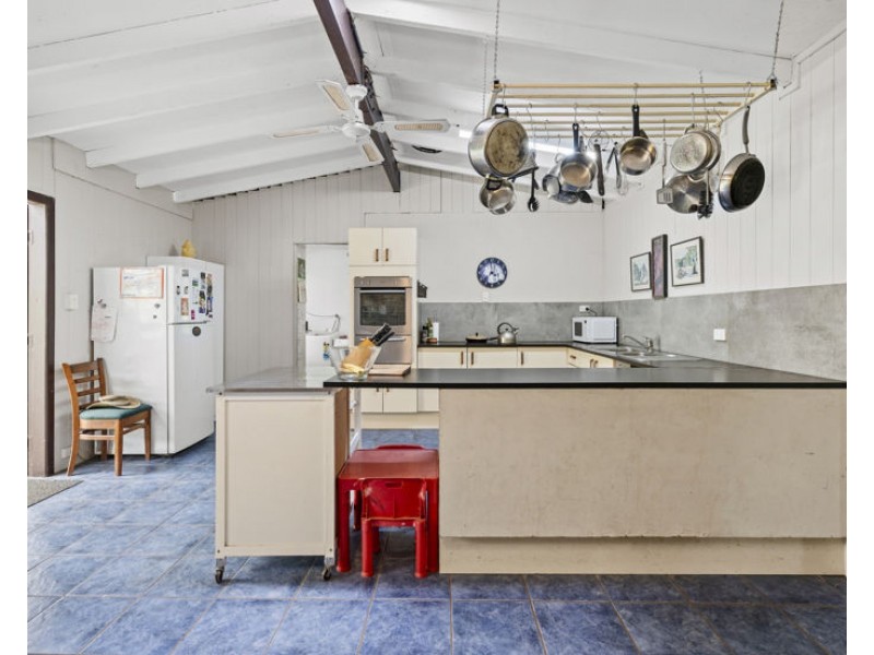 136 Pinnacle Road, Pumpenbil NSW 2484