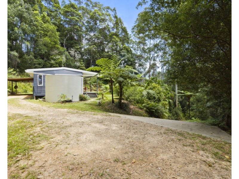 150 Braeside Drive, Uki NSW 2484