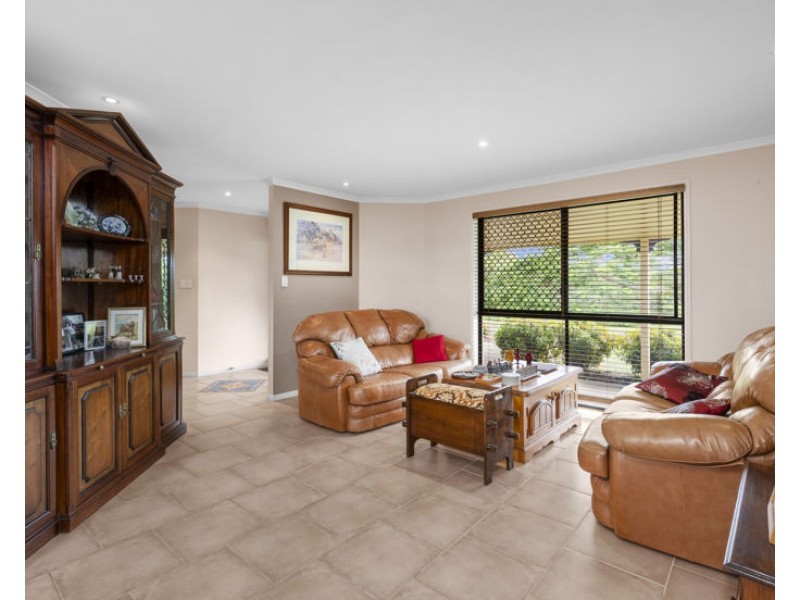 25 Barlee Drive, Fernvale NSW 2484