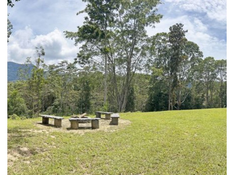 530-542 & 569 Upper Crystal Creek Road, Upper Crystal Creek NSW 2484