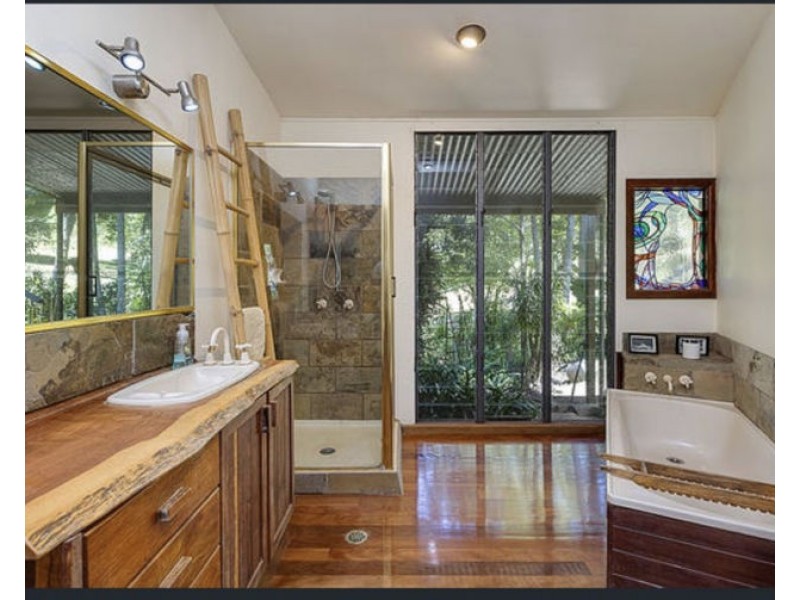 125 Ripps Rd, Stokers Siding NSW 2484